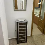 Apartamento Al Lado De La Playa Y Con Garaje *