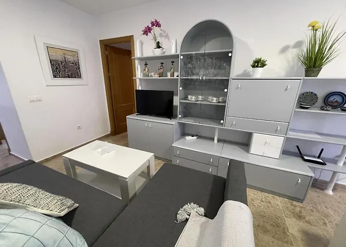 Apartamento Al Lado De La Playa Y Con Garaje