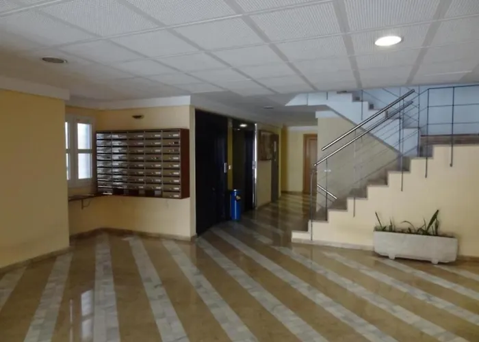 Apartamento Al Lado De La Playa Y Con Garaje